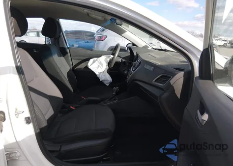 2018 Hyundai Accent Se z USA, uszkodzony, nr VIN 3KPC24A37JE011433